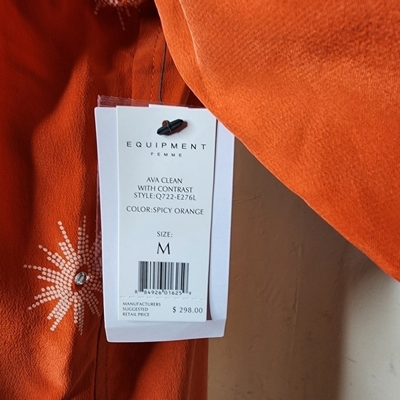 NWT Equipment Ava Clean with Contrast Silk Blouse in Spicy Orange Size Medium - Picture 6 of 13